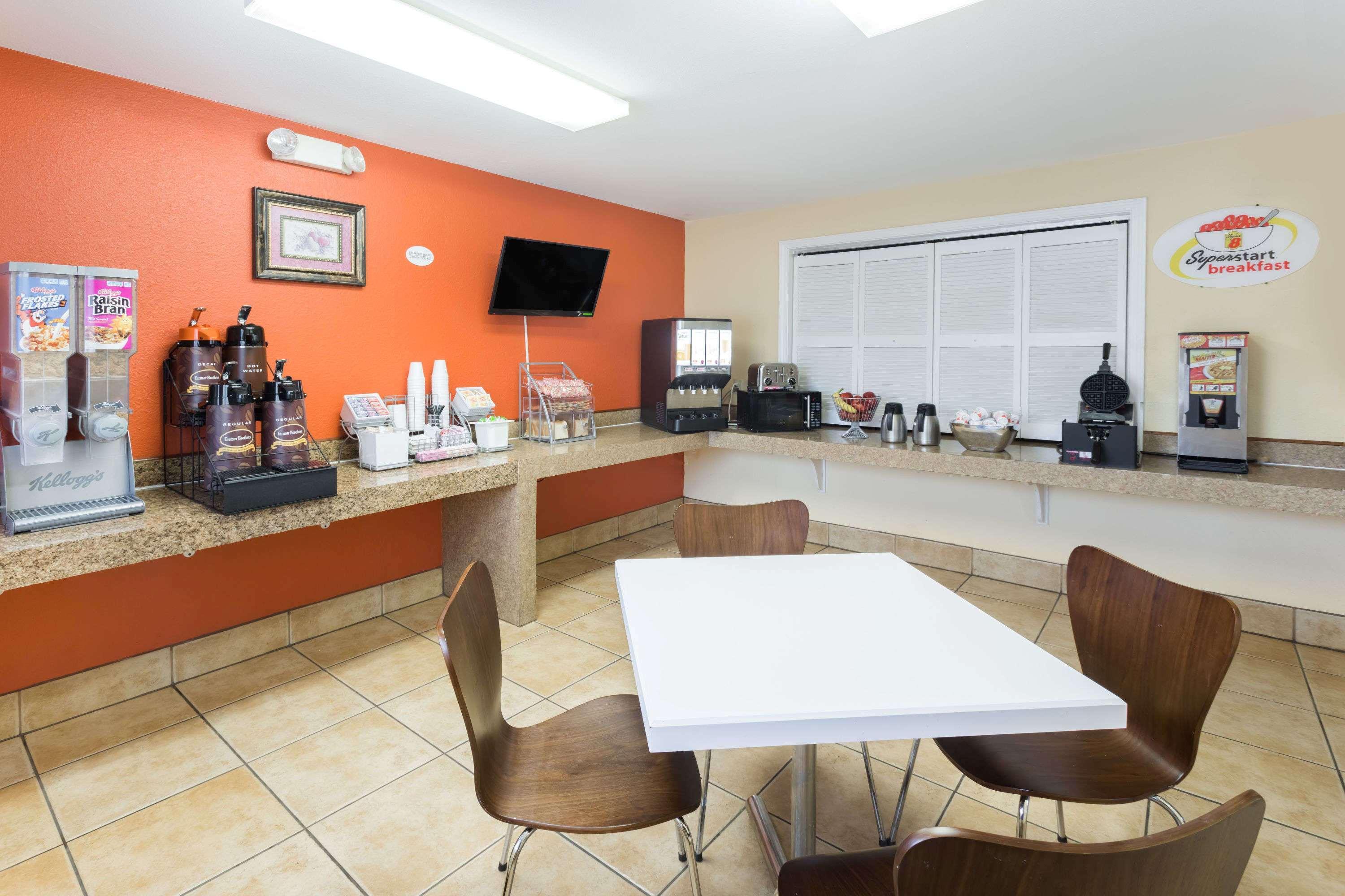 Super 8 By Wyndham Baton Rouge/I-10 Motel Prairieville Dış mekan fotoğraf