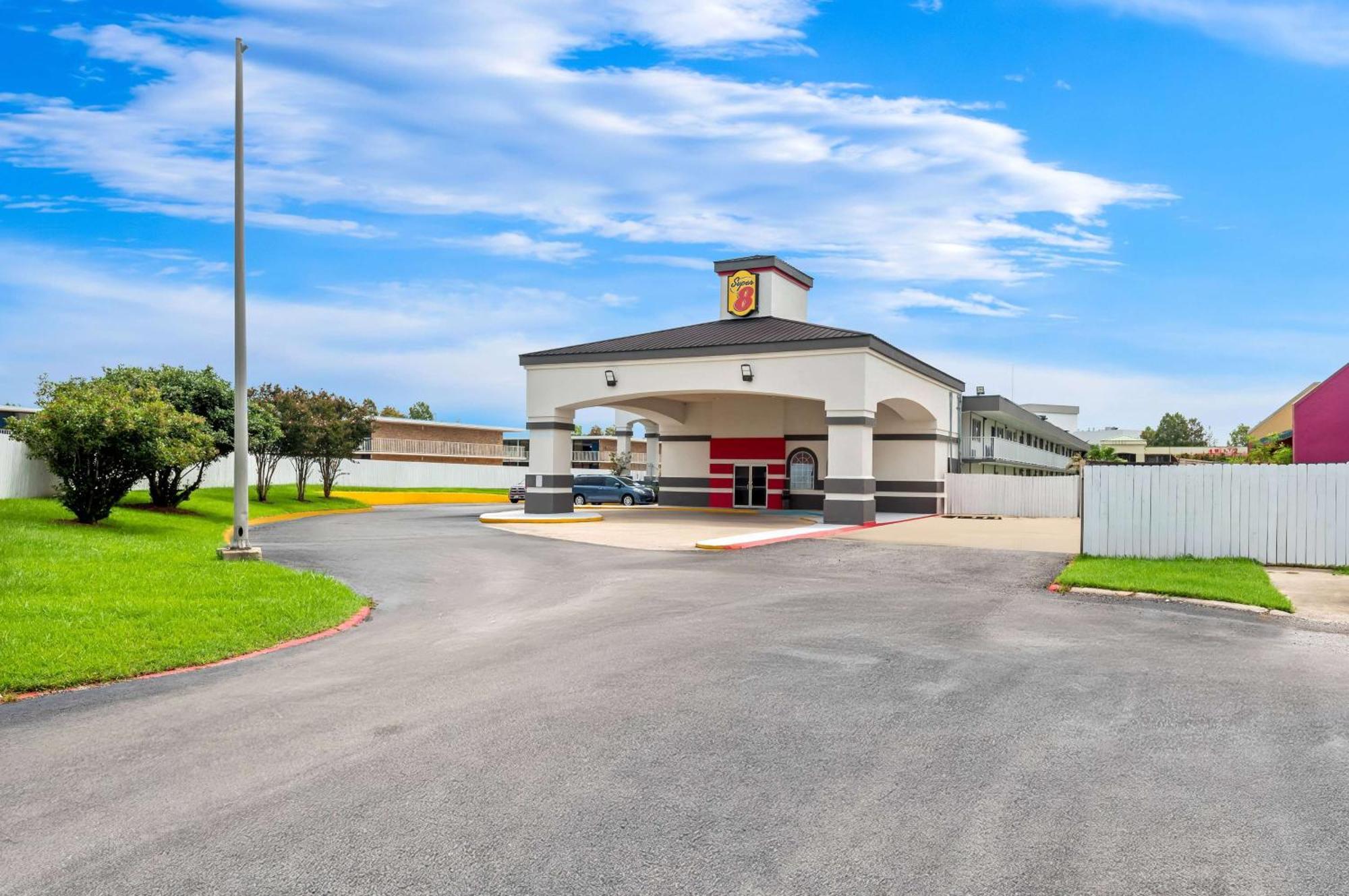 Super 8 By Wyndham Baton Rouge/I-10 Motel Prairieville Dış mekan fotoğraf