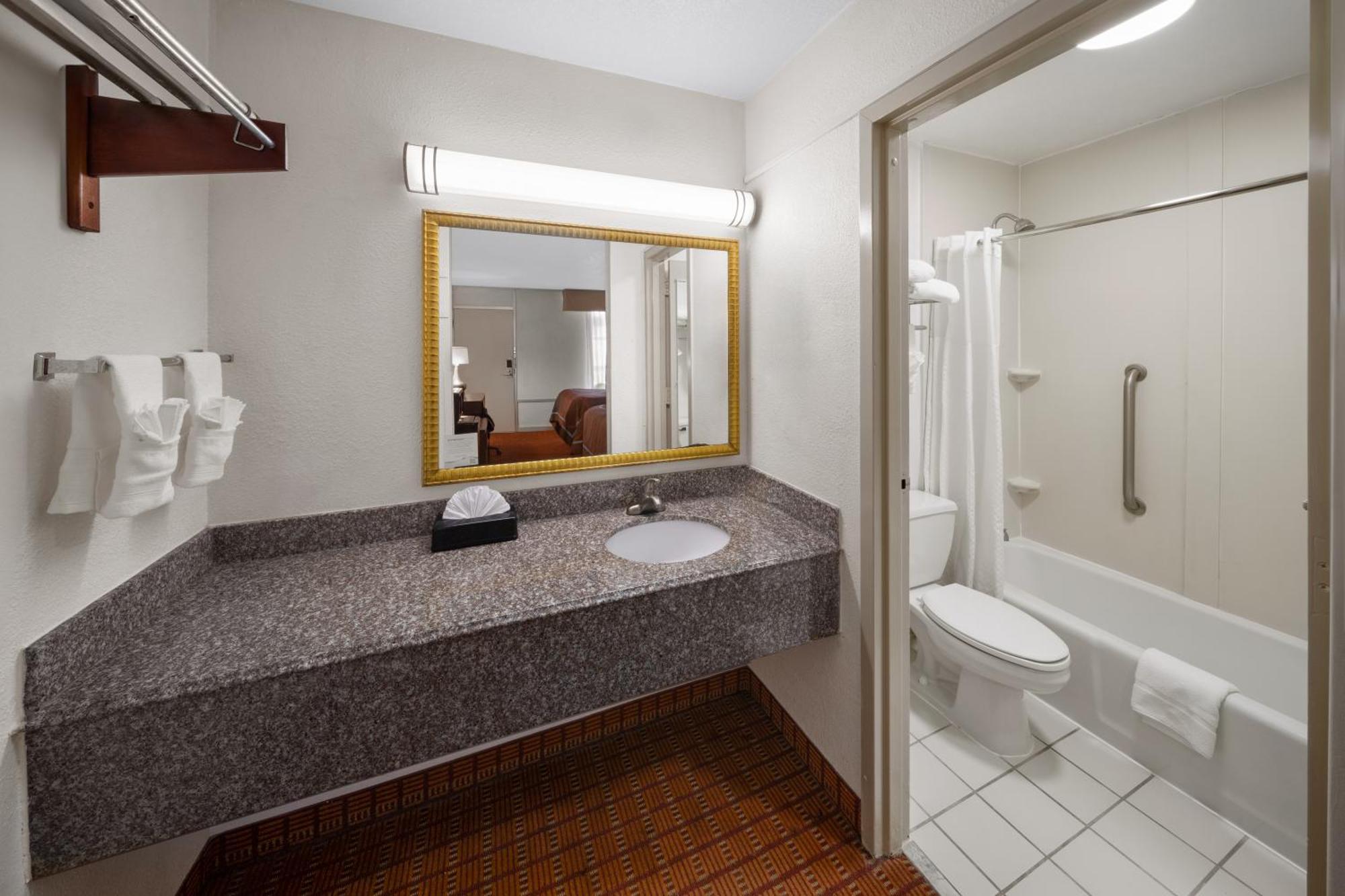Super 8 By Wyndham Baton Rouge/I-10 Motel Prairieville Dış mekan fotoğraf